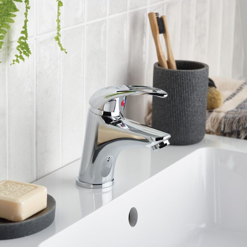 Bristan Java Small Basin Mixer with Clicker Waste Chrome