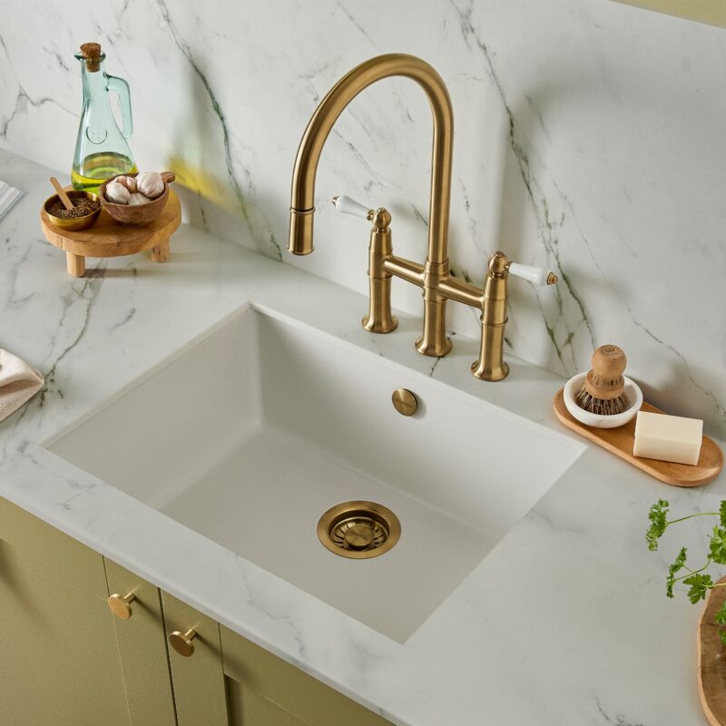 Clearwater Elegance Bridge Pull-Out Kitchen Sink Mixer Tap Brushed Brass