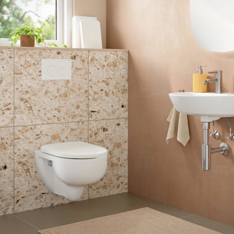 Geberit Selnova Wall Hung TurboFlush Toilet & Soft Close Seat Pack