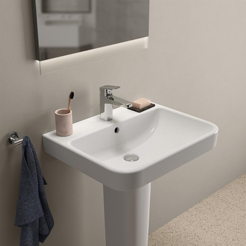 Ideal Standard i.Life B 600mm 1 Taphole Basin & Full Pedestal