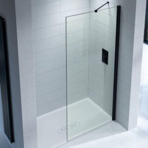 Kudos Ultimate 600mm Glass Panel 8mm & Black Wall Post