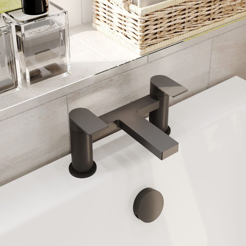 Nuie Canada Matt Black Bath Filler
