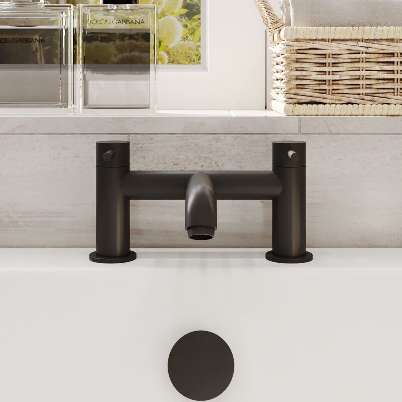 Nuie Cartegena Matt Black Bath Filler