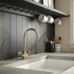 Nuie Traditional Brushed Brass Crosshead Handle Mono Sink Mixer