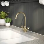 Nuie Traditional Brushed Brass Crosshead Handle Mono Sink Mixer