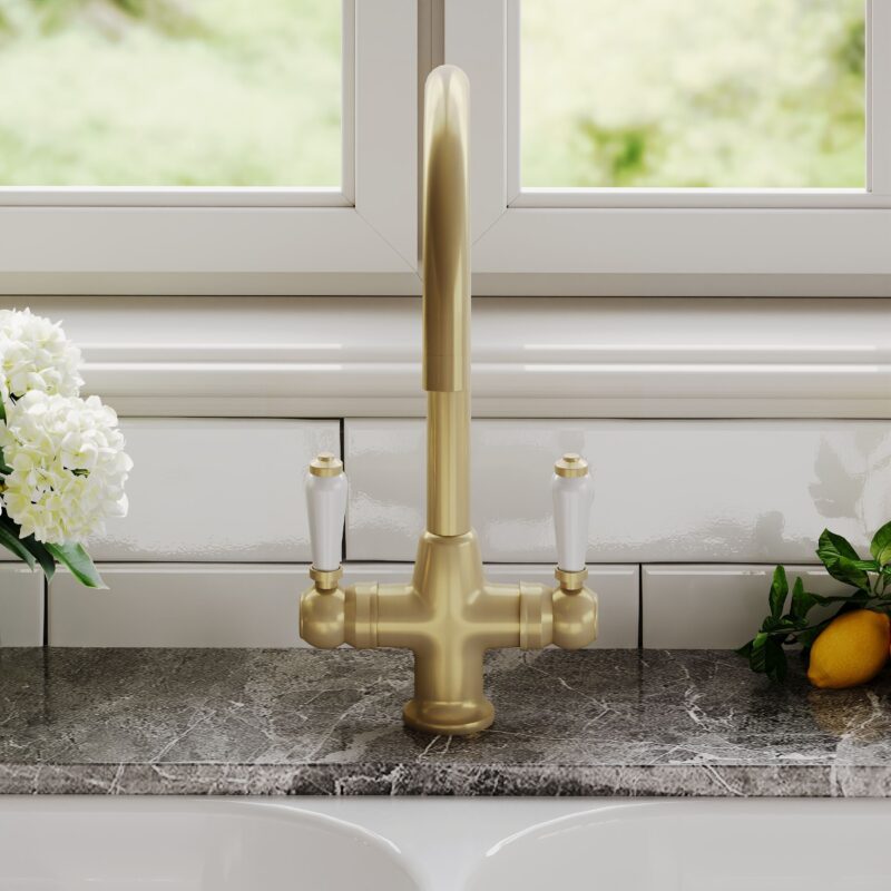 Nuie Traditional Brushed Brass Lever Handle Mono Sink Mixer