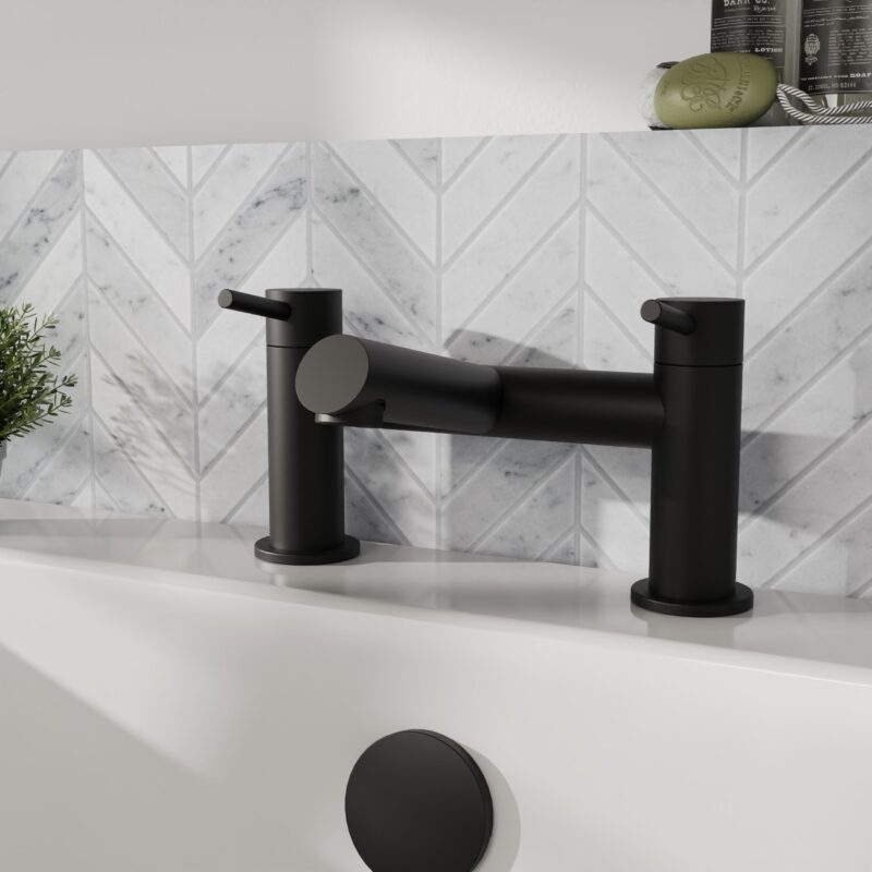 Nuie Navala Matt Black Bath Filler