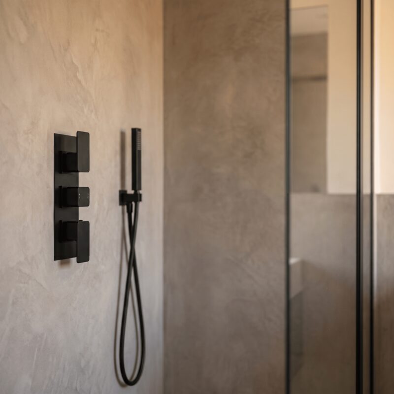 Nuie Windon Matt Black Triple Thermostatic Shower Valve with Diverter