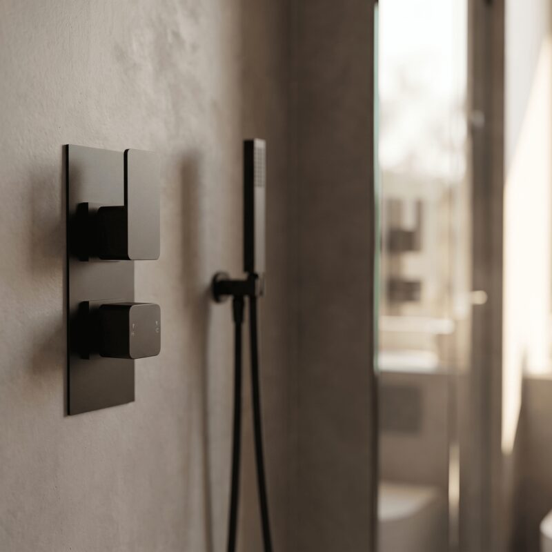 Nuie Windon Matt Black Thermostatic Shower Valve