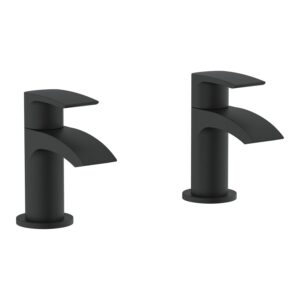 Parkbrook Psi Bath Pillar Taps Black