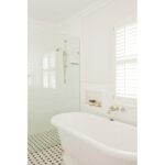 Perrin & Rowe 3 Hole Lever Wall Bath Set with Low Spout Gold