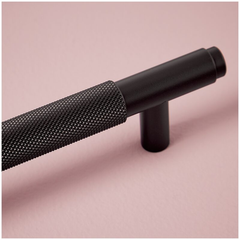 Scudo Knurled 160mm Handle Black