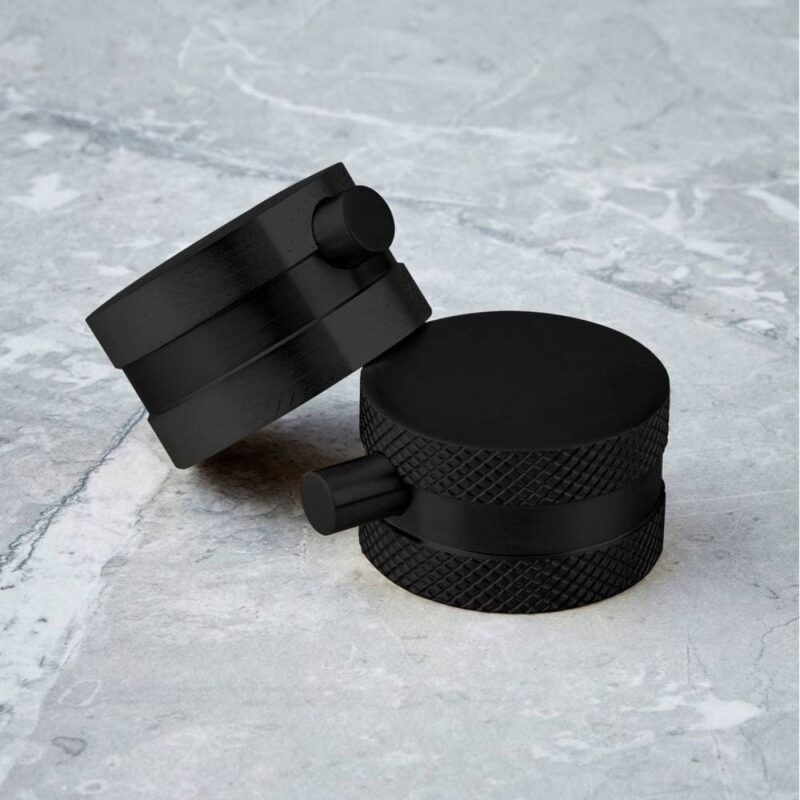 Scudo Core Thermostatic Wall Bath Filler Black