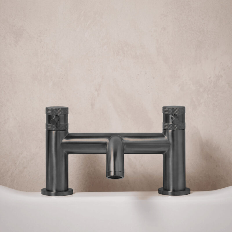 Scudo Core Bath Filler Gunmetal